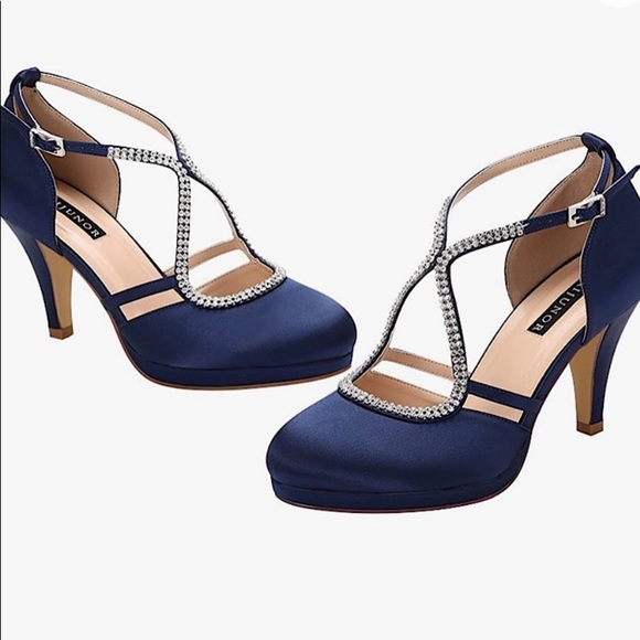 HP🎉 ERIJUNIOR - NWOT Navy Satin Rhinestone Pumps - Picture 1 of 8